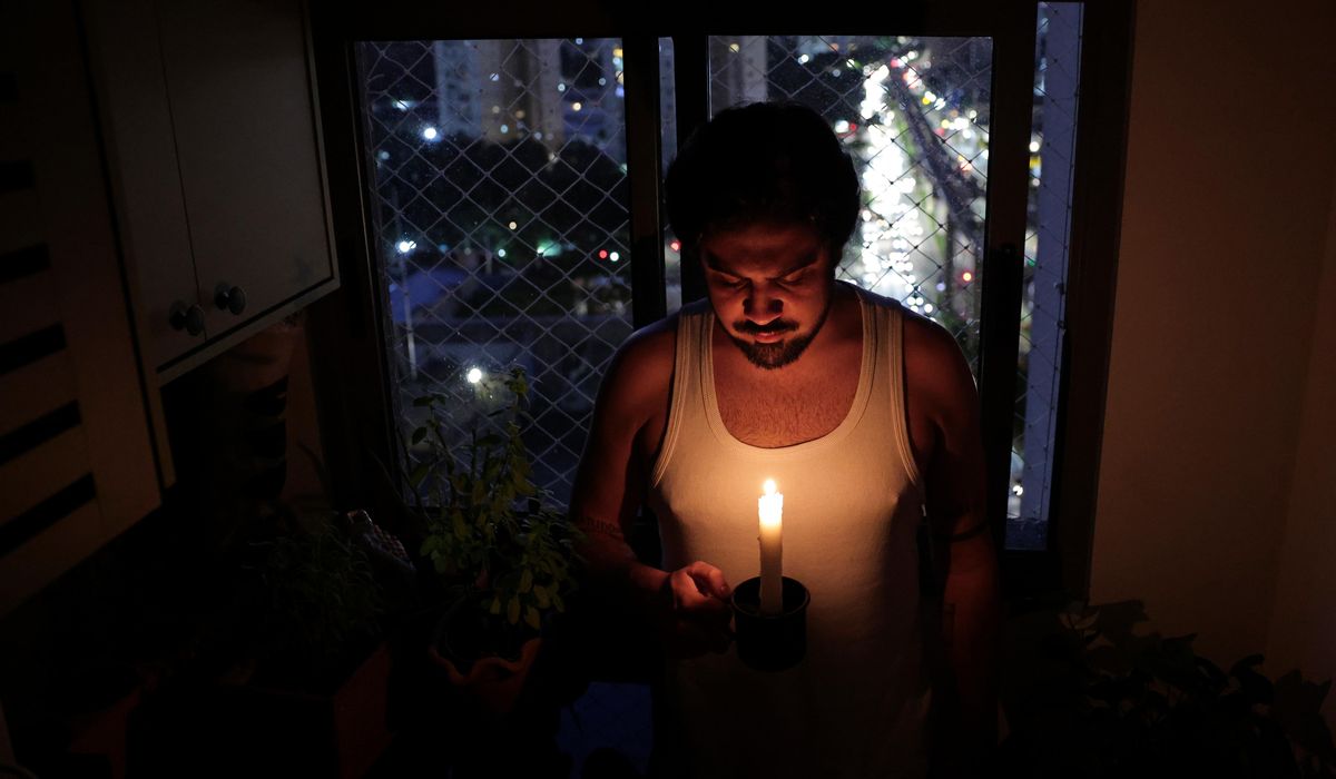 Blackout in Sao Paulo, Brazil, leaves 1.3M without power, hundreds of flights canceled