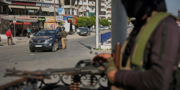 Trump vows retaliation after ISIS gunman kills 2 U.S. soldiers, 1 civilian in Syria