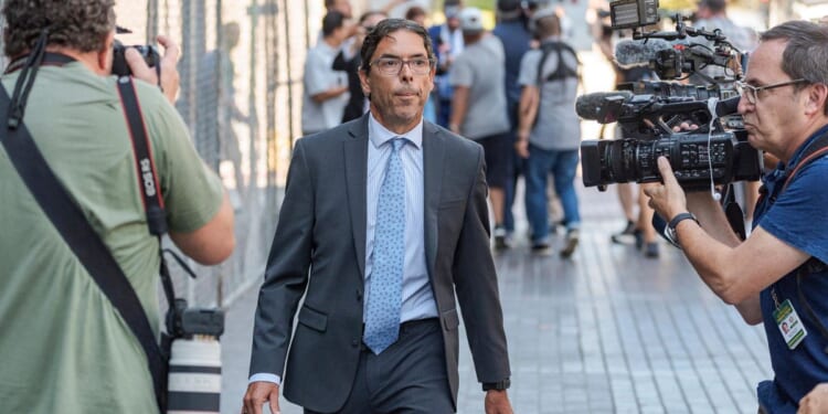 Dr. Mark Chavez, doctor who helped sell ketamine to actor Matthew Perry, avoids prison time