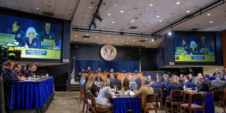 Government admits negligence in helicopter-plane collision that killed 67 in Washington, D.C.