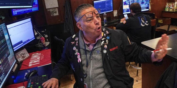 Stocks rise on Wall Street and pull toward weekly gains as AI stocks climb