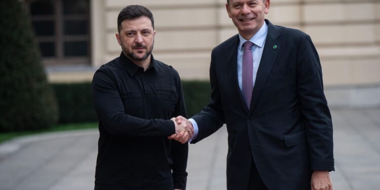 Russian strike on Odesa kills eight as U.S. hosts a Kremlin envoy for talks on peace plan