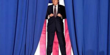 Trump praises his crime crackdown and tariffs