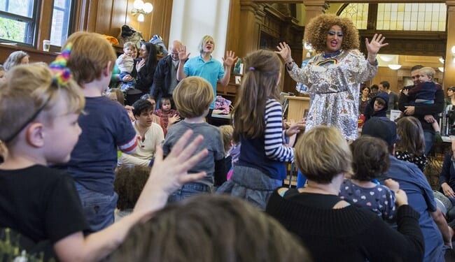 Actress From Horror Hit 'Weapons' Says Drag Queens Love Child-Snatching Witch Character – PJ Media