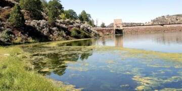 America’s Aging Walls of Water – PJ Media