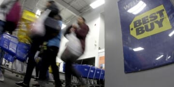 Black Friday Spending Breaks Records, Democrats Most Hurt – PJ Media