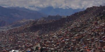 Bolivia eases visa requirements for U.S. and Israeli travelers