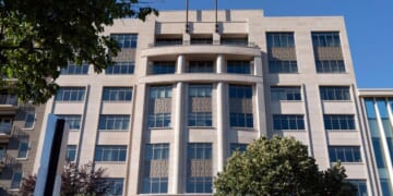 Heritage Foundation loses a dozen scholars to Pence-led group in rift over leadership