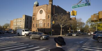 Spicy Ride on a New York Subway Last Night for Young Jewish Men – HotAir