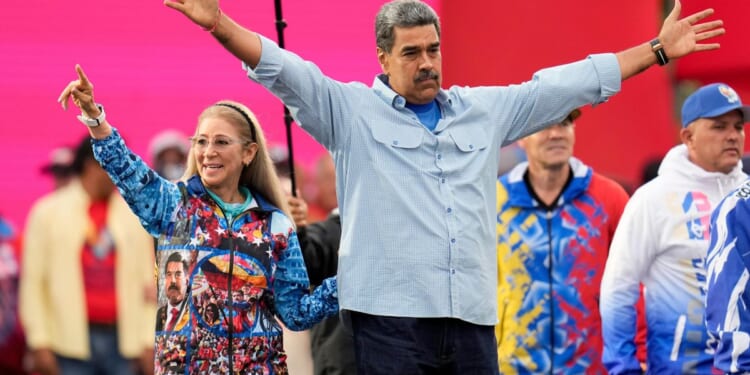 Maduro, wife indicted in U.S. on federal drug trafficking charges