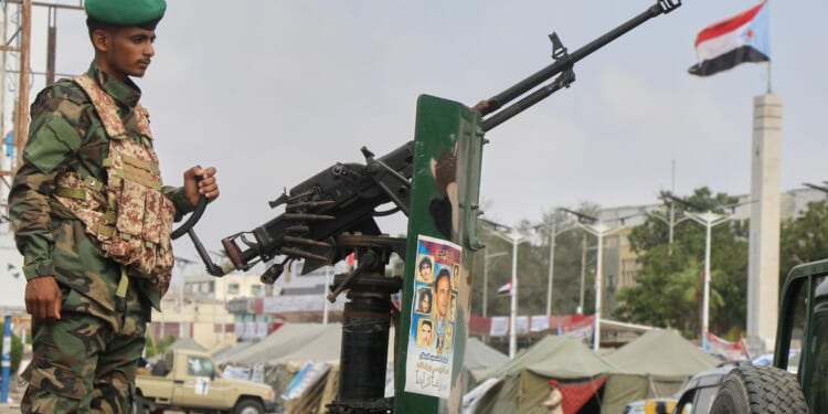 After days of airstrikes, Saudi-backed forces retake control of Yemen's Hadramout