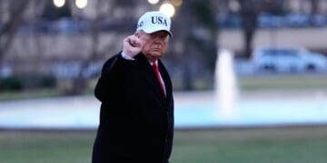 House passes bill codifying Trump order to rinse away showerhead regulations