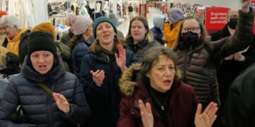 Christian leaders urge the protection of worshippers' rights after protesters interrupt service