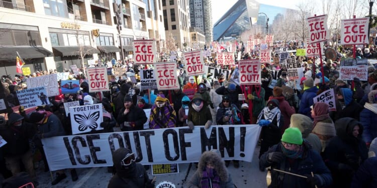 Police arrest protesters at airport as Minnesota steels for anti-immigration enforcement protest