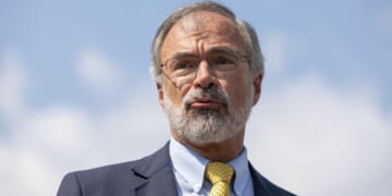Rep. Andy Harris threatens lawsuit after Maryland House committee passes new congressional map