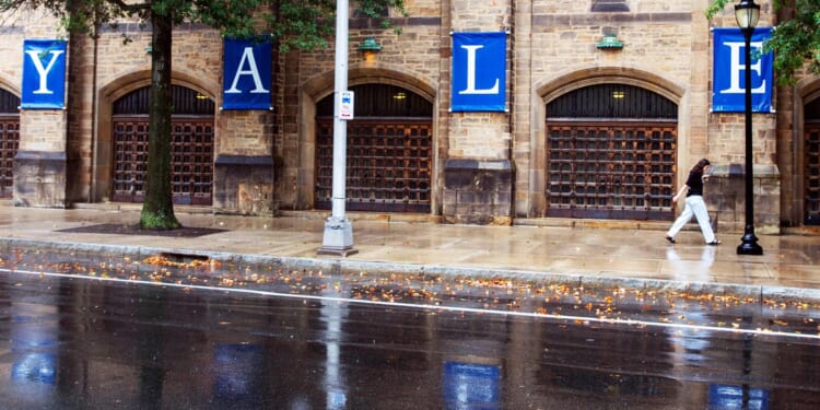 Yale to eliminate costs for students with family assets and income under $100,000