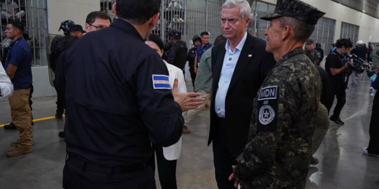 Chile's far-right president-elect visits El Salvador mega-prison, plans to talk security with Bukele