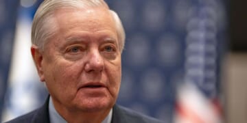 Sen. Lindsey Graham holds up spending deal to secure votes on sanctuary cities, Arctic Frost