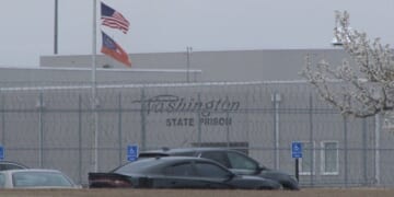 Three prisoners died Sunday in the violence at Washington State Prison in Georgia.