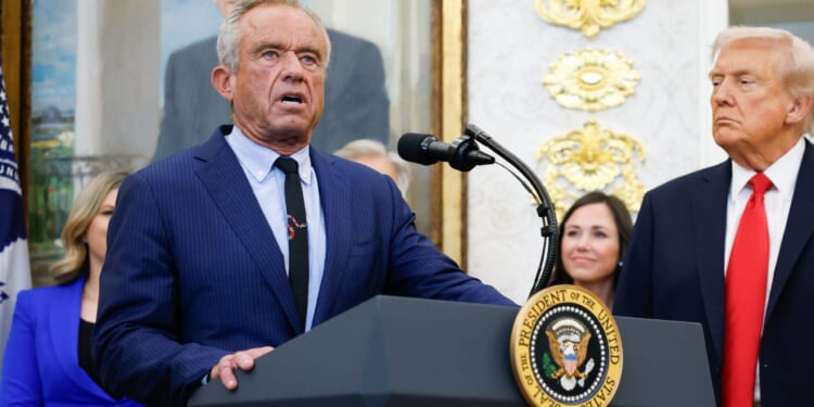 HHS Scraps Biden-Era Pharmacy Abortion Drugs Mandate