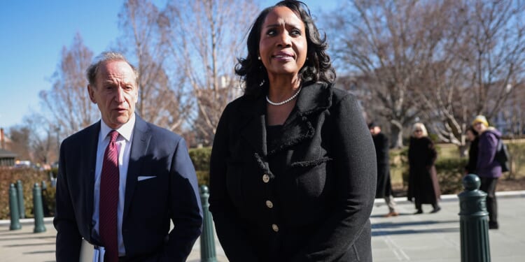 High Court Skeptical of Trump's Attempt to Fire Fed Governor