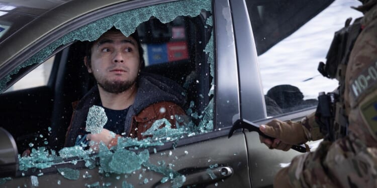 In a Tense Minnesota, Christians Help Immigrant Neighbors