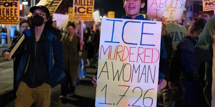 Kristi Noem, DHS chief, accuses Minnesota leaders of politicizing fatal ICE shooting in Minneapolis