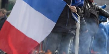 Macron Facing Rampaging Farmers Again – HotAir