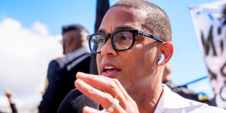 Former CNN host Don Lemon speaks to Rep. Al Green at a rally in Washington, DC on Sept. 2, 2025.