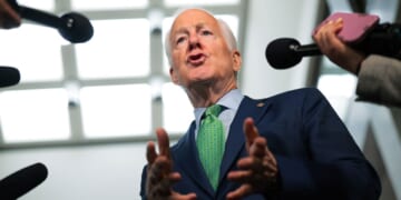 Senator Introduces Resolution Backing Trump’s Venezuela Action