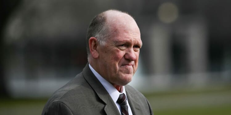 White House border czar Tom Homan speaks to the press outside the West Wing of the White House in Washington, D.C., on Jan. 14, 2026.