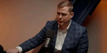 Was the ICE Officer Involved in Shooting Within His Rights?