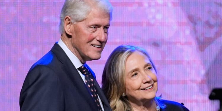 Bill and Hillary Clinton agree to testify before Congress