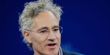 Palantir stock jumps after blowout earnings beat Wall Street estimates