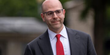 Federal Reserve governor Stephen Miran steps down from White House post