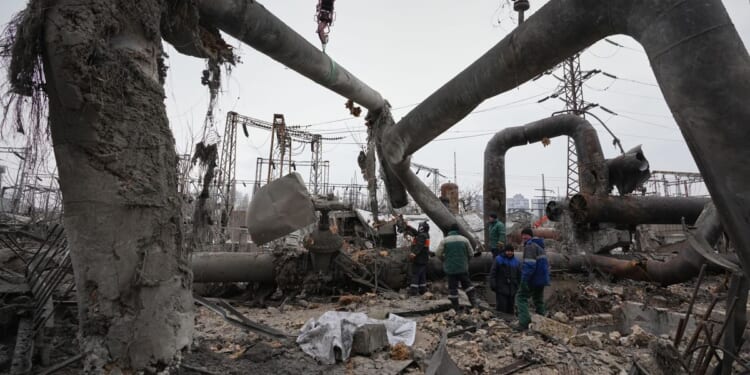 Russia and Ukraine hold a second day of U.S.-brokered peace talks in UEA