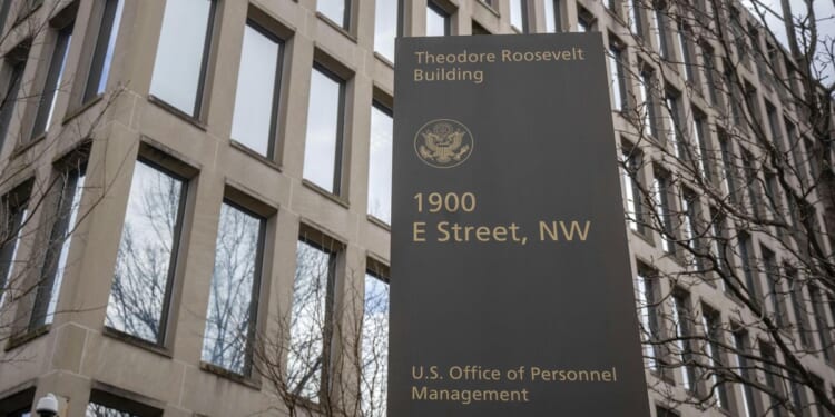 OPM finalizes rule that makes it easier to remove federal workers