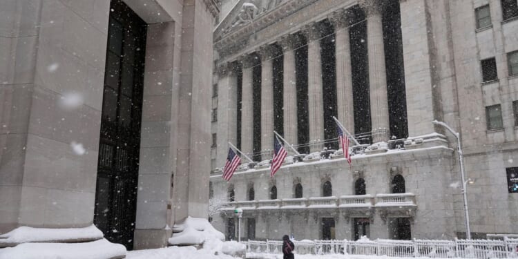 Markets at a glance: Nvidia in the Spotlight, tariffs and DoorDash shifts gears