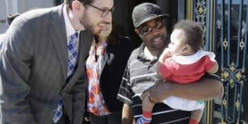 CA State Senators: We Don' Need No Stinkin' Police