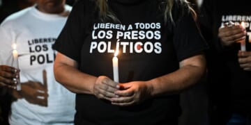 Families of Venezuelan Political Prisoners Pray for Their Release
