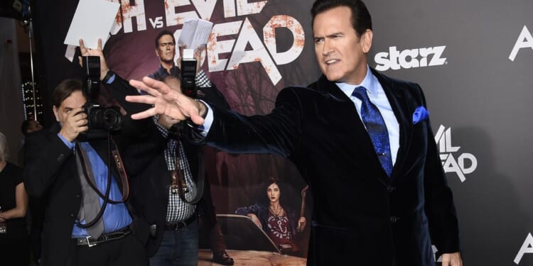'Evil Dead' star Bruce Campbell announces cancer diagnosis: 'Fear not'