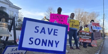 Alabama governor commutes death sentence of inmate whose accomplice fired fatal shot