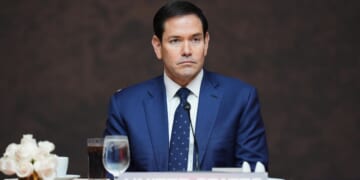 State Department slashes fee to renounce U.S. citizenship by 80% to $450