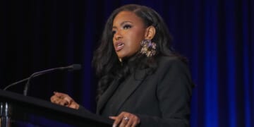 Wanted fugitive shot by Dallas police reportedly worked on Rep. Jasmine Crockett’s security detail