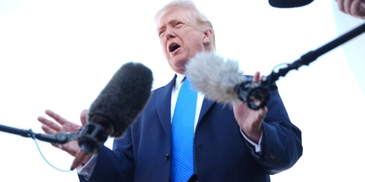 Trump asks ICE agents to go maskless at airports