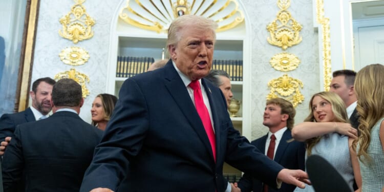 GOP plan to reopen DHS falters with Trump ‘unhappy,’ Democrats still demanding big changes for ICE