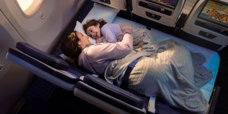 United introduces economy seats that convert into couch