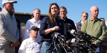 And Sarah Huckabee Sanders Gets Asked to Remove Herself From Another Woke Restaurant – HotAir