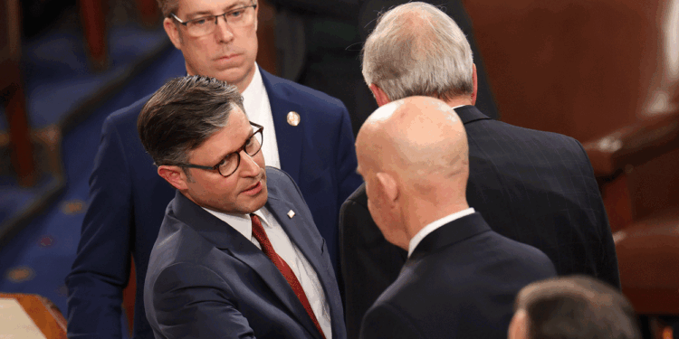 GOP Says Dems 'Abetting Terrorists' as DHS Shutdown Continues