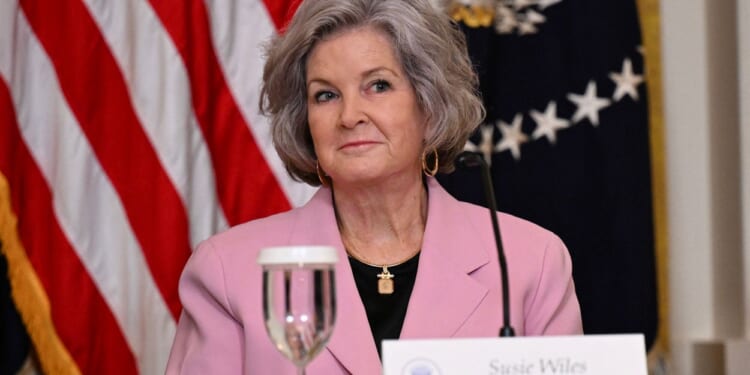 White House's Susie Wiles Diagnosed With Cancer